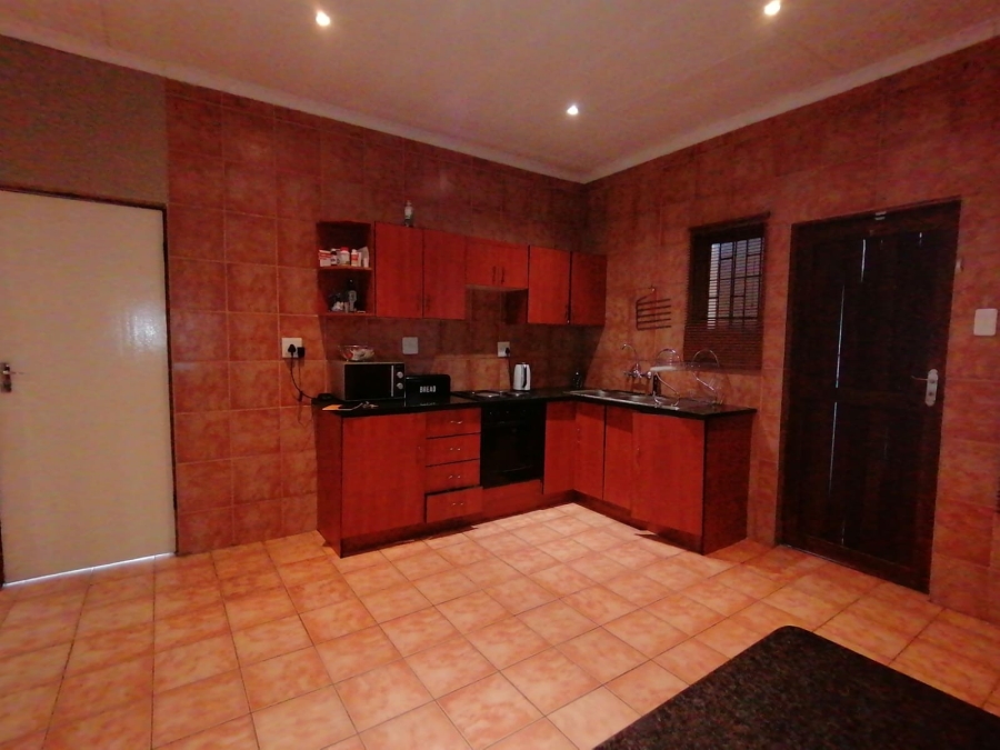 3 Bedroom Property for Sale in Waterval East North West